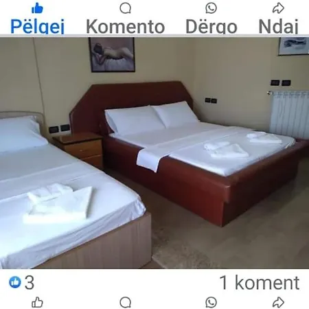 ホテル Hotel Vlora