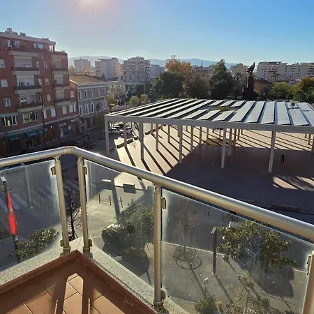 Hotel Vlora ホテル